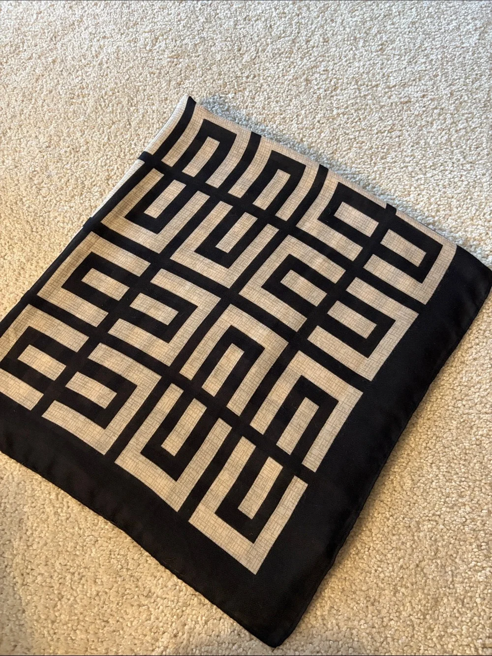 Finizo Asymmetrical Black and Cream Geometric Women’s Scarf or Shawl